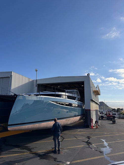 gallery2 Marine Reflections boat lift to drydock